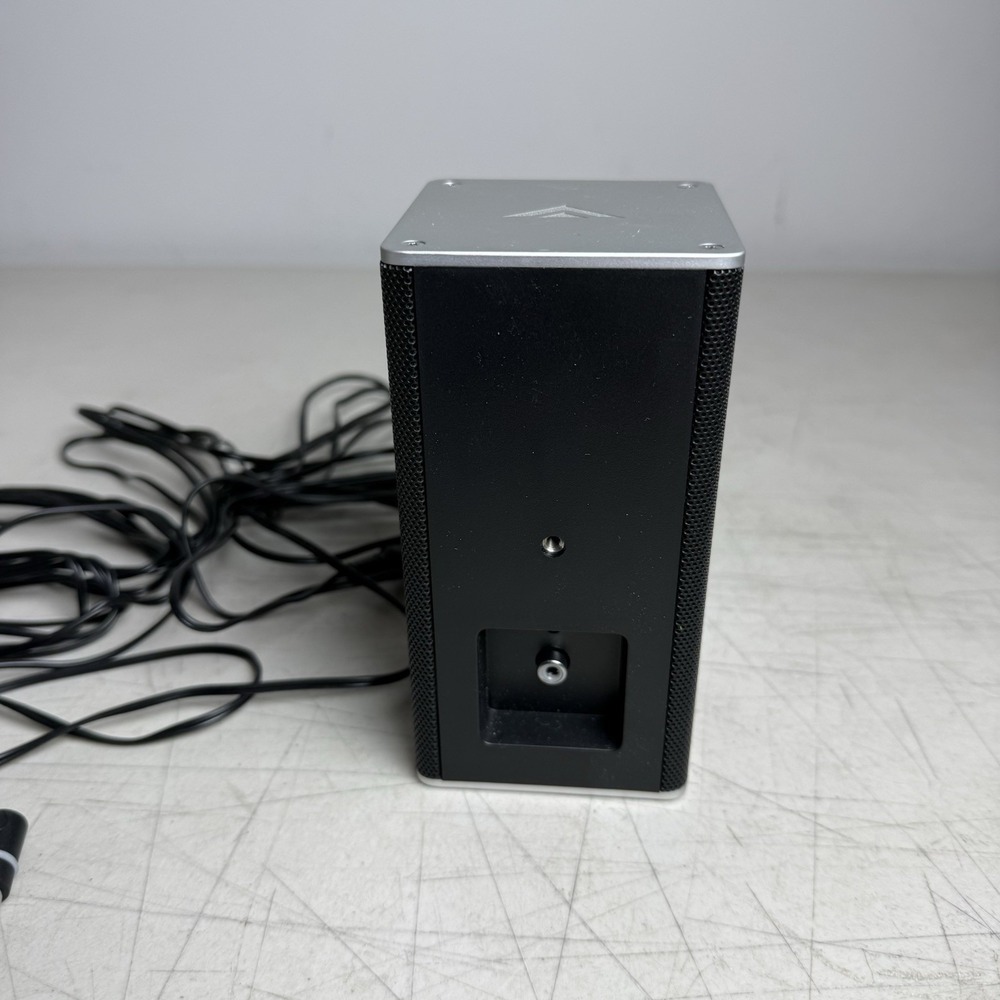 VIZIO Wired Satellite Speakers Black Silver Rectangular with Speaker Wire - Picture 5 of 9